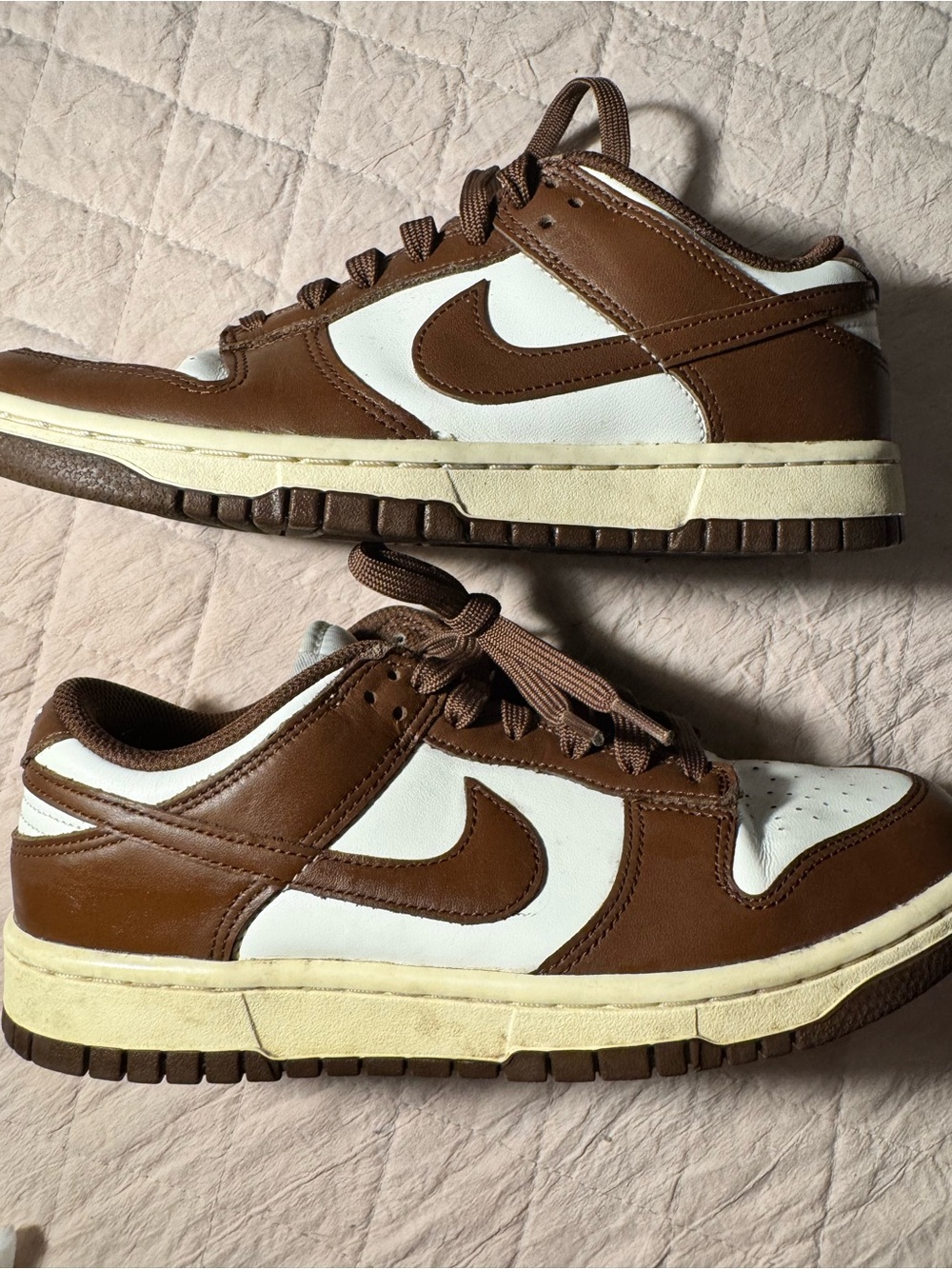 Nike Men’s Low-Top Sneakers — Brown & White